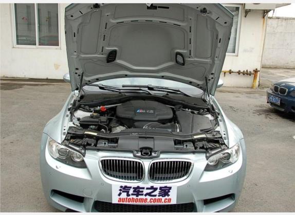 宝马M3 2009款 M3四门轿车 其他细节类   发动机舱