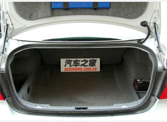 宝马M3 2009款 M3四门轿车 车厢座椅   后备厢