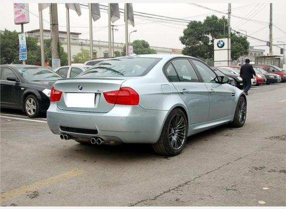 宝马M3 2009款 M3四门轿车 外观   斜后