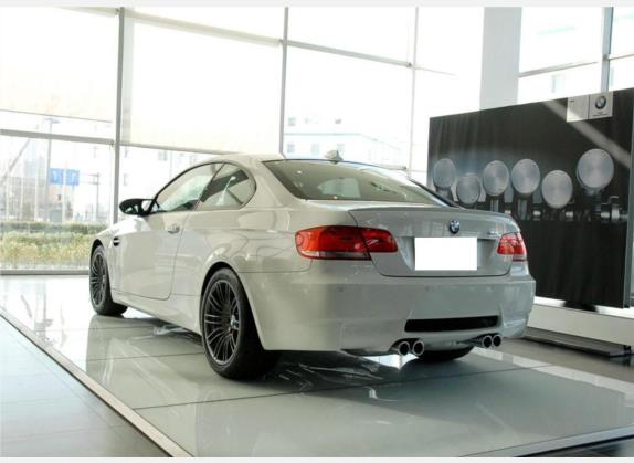 宝马M3 2009款 M3双门轿跑车 外观   斜后
