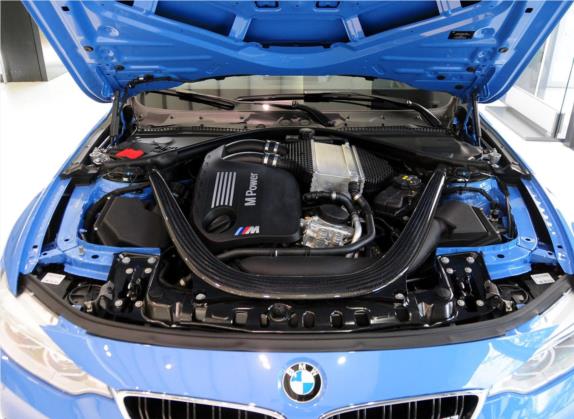 宝马M3 2014款 M3四门轿车 其他细节类   发动机舱