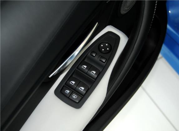 宝马M3 2014款 M3四门轿车 车厢座椅   门窗控制
