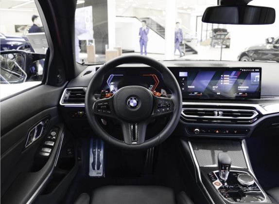 宝马M3 2023款 M3四门轿车 雷霆版 中控类   驾驶位
