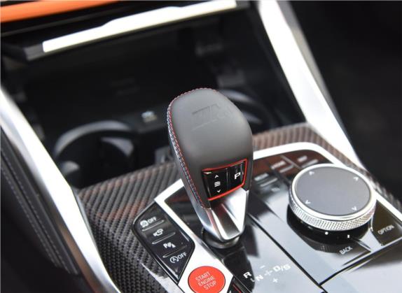 宝马M3 2023款 M3四门轿车 M xDrive 雷霆版 中控类   挡把