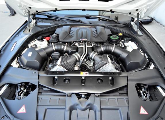 宝马M6 2013款 M6 Coupe 其他细节类   发动机舱