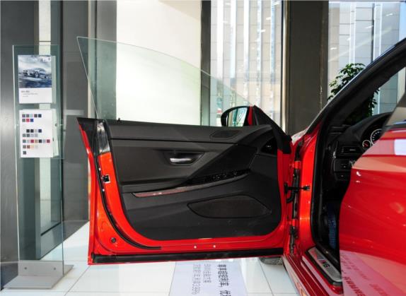 宝马M6 2014款 M6 Gran Coupe 马年限量版 车厢座椅   前门板