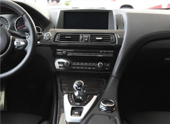宝马M6 2015款 M6 Gran Coupe 中控类   中控台