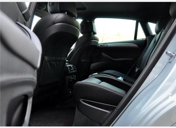 宝马X6 M 2010款 X6 M 车厢座椅   后排空间