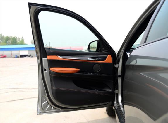 宝马X6 M 2015款 X6 M 车厢座椅   前门板