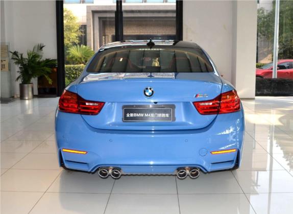 宝马M4 2015款 M4双门轿跑车 MT 外观   正后