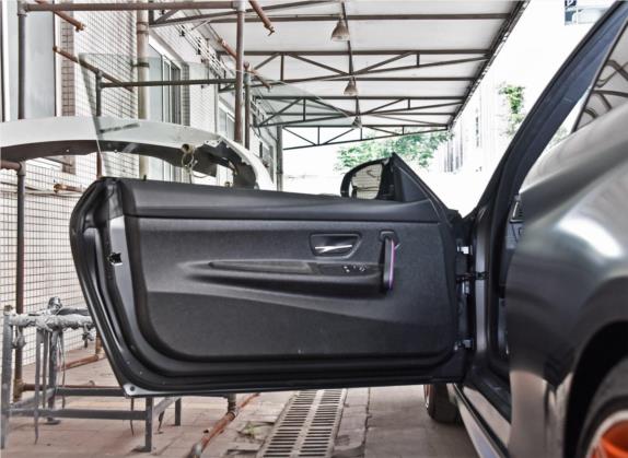 宝马M4 2016款 M4 GTS 车厢座椅   前门板