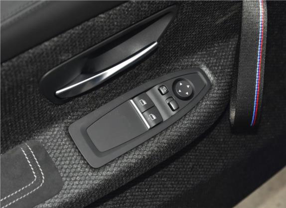 宝马M4 2018款 M4 CS 车厢座椅   门窗控制