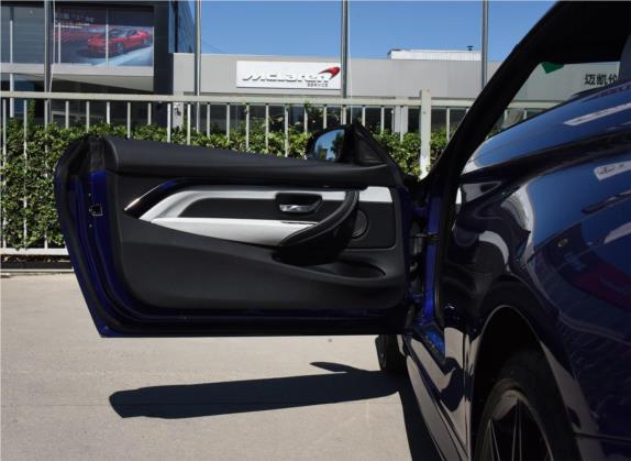宝马M4 2019款 M4敞篷轿跑车竞速版 车厢座椅   前门板