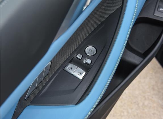 宝马M4 2021款 M4双门轿跑车 M xDrive 雷霆版 车厢座椅   门窗控制