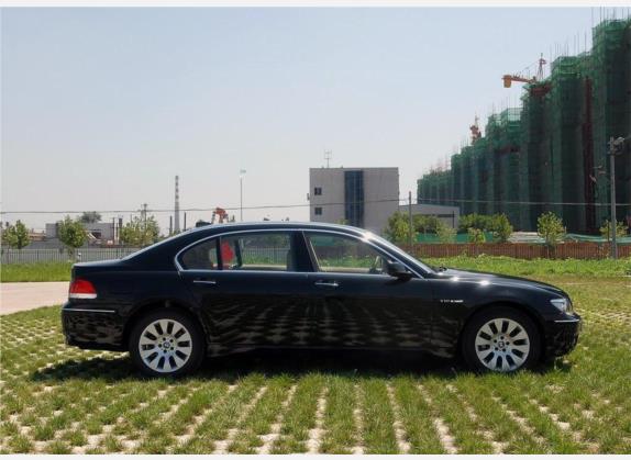 宝马7系 2005款 760Li 外观   正侧