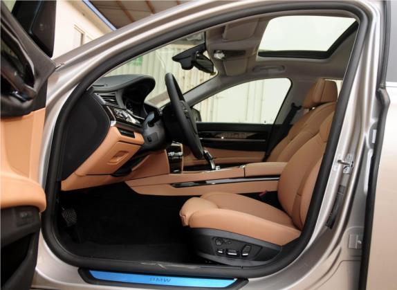 宝马7系 2009款 740Li豪华型 车厢座椅   前排空间