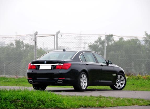 宝马7系 2011款 750Li xDrive 外观   斜后