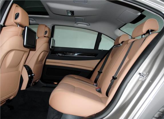 宝马7系 2013款 730Li 领先型 车厢座椅   后排空间