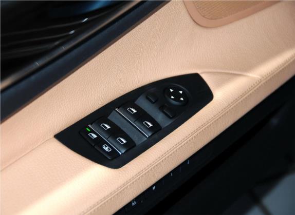 宝马7系 2013款 730Li 领先型 车厢座椅   门窗控制