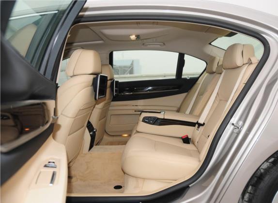 宝马7系 2013款 730Li 豪华型 车厢座椅   后排空间