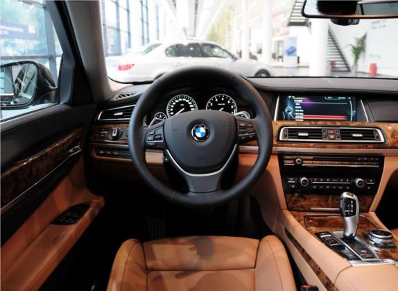 宝马7系 2013款 740Li 豪华型 中控类   驾驶位