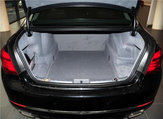 宝马7系 2013款 740Li 豪华型 车厢座椅   后备厢