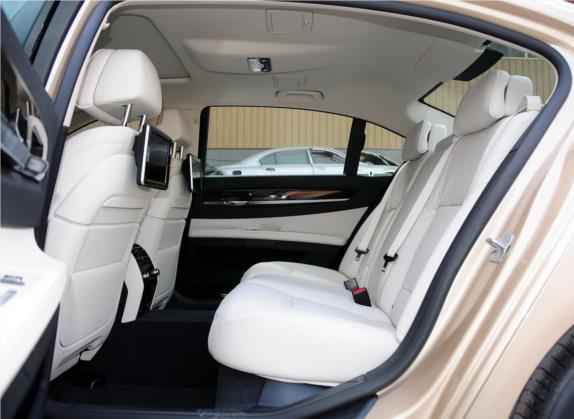 宝马7系 2013款 740Li xDrive 车厢座椅   后排空间