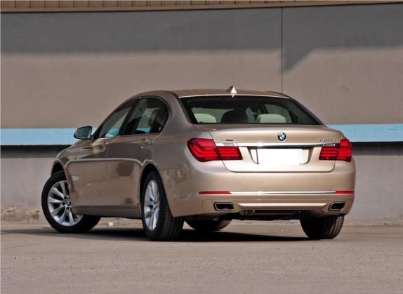 宝马7系 2013款 740Li xDrive 外观   斜后