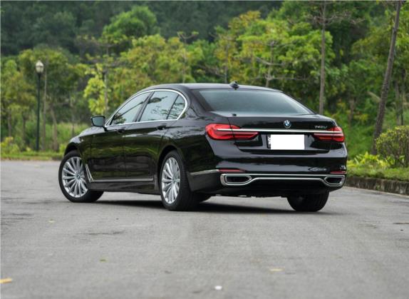 宝马7系 2017款 740Li 领先型 外观   正后