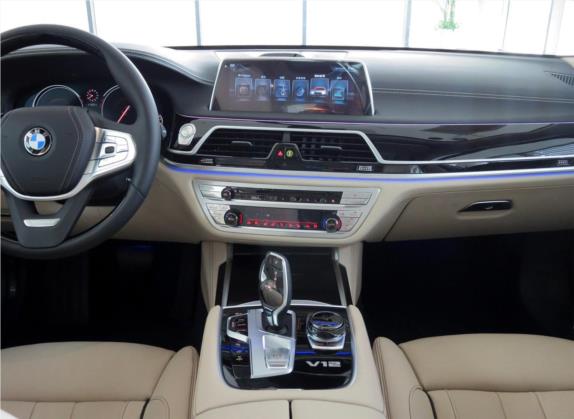 宝马7系 2017款 M760Li xDrive 卓越奢华版 中控类   中控台