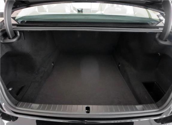 宝马7系 2017款 M760Li xDrive 卓越奢华版 车厢座椅   后备厢