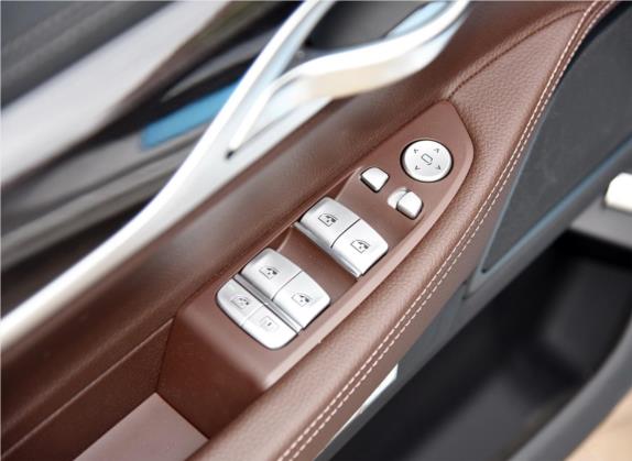 宝马7系 2018款 730Li 领先型 M运动套装 车厢座椅   门窗控制