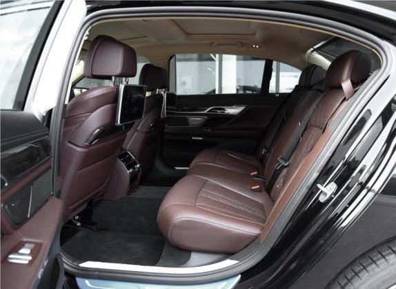 宝马7系 2018款 740Li 领先型 卓越套装 车厢座椅   后排空间
