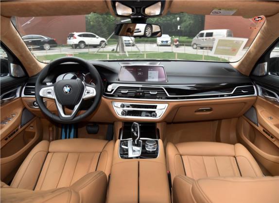 宝马7系 2018款 740Li xDrive 尊享型 M运动套装 中控类   中控全图