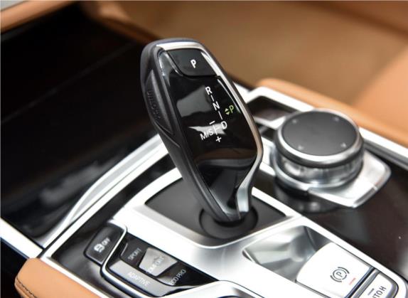 宝马7系 2018款 740Li xDrive 尊享型 M运动套装 中控类   挡把