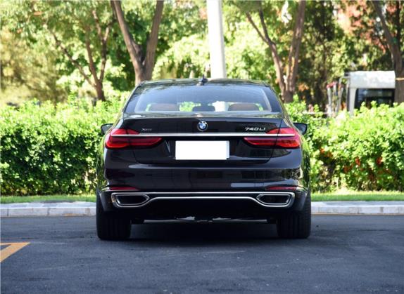 宝马7系 2018款 740Li xDrive 尊享型 卓越套装 外观   正后