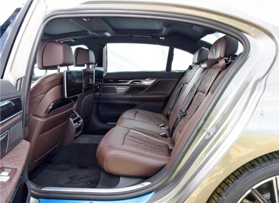 宝马7系 2019款 740Li 尊享型 M运动套装 车厢座椅   后排空间