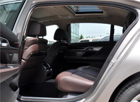 宝马7系 2019款 730Li 豪华套装 车厢座椅   后排空间