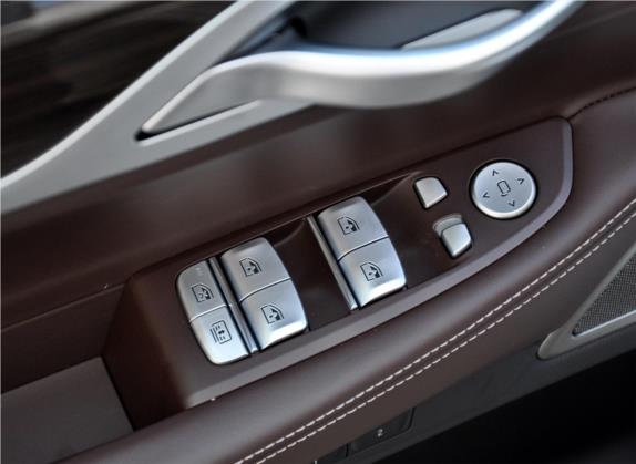宝马7系 2019款 730Li 豪华套装 车厢座椅   门窗控制