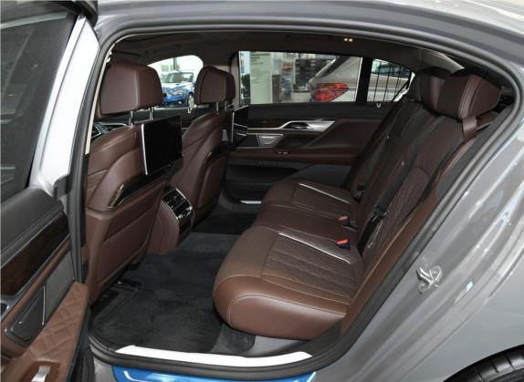 宝马7系 2019款 740Li 尊享型 豪华套装 车厢座椅   后排空间