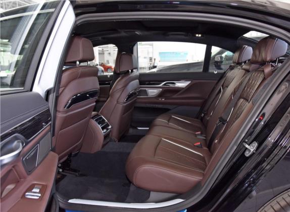 宝马7系 2019款 740Li 领先型 M运动套装 车厢座椅   后排空间