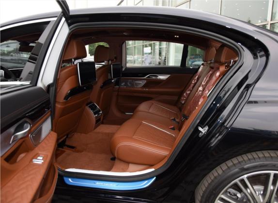 宝马7系 2019款 740Li xDrive 行政型 豪华套装 车厢座椅   后排空间