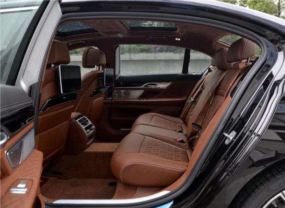 宝马7系 2019款 740Li xDrive 行政型 M运动套装 车厢座椅   后排空间
