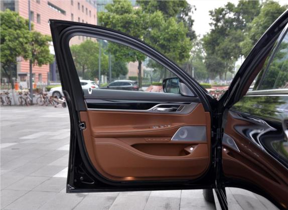 宝马7系 2019款 740Li xDrive 行政型 M运动套装 车厢座椅   前门板