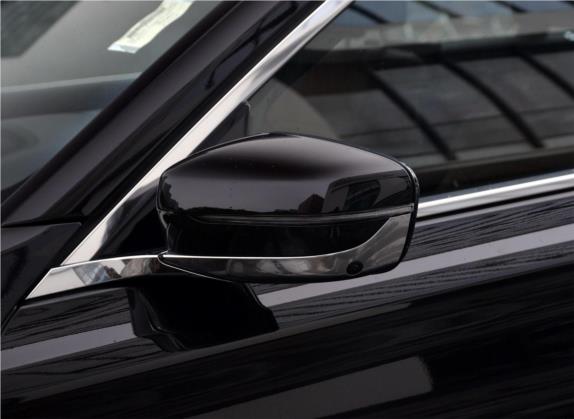 宝马7系 2019款 740Li xDrive 行政型 M运动套装 外观细节类   外后视镜