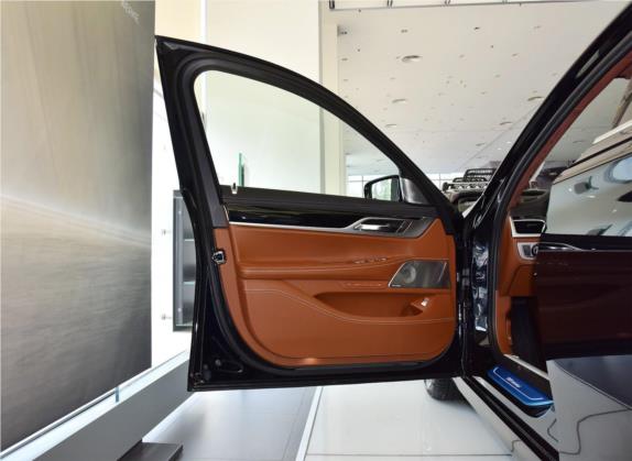 宝马7系 2019款 750Li xDrive V8 豪华套装 车厢座椅   前门板
