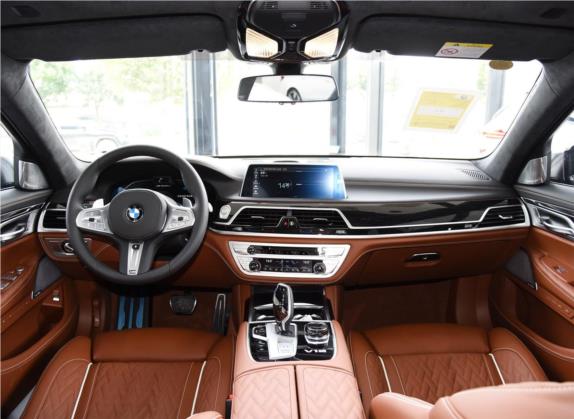 宝马7系 2019款 M760Li xDrive V12 运动套装 中控类   中控全图
