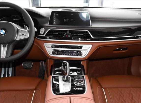 宝马7系 2019款 M760Li xDrive V12 运动套装 中控类   中控台