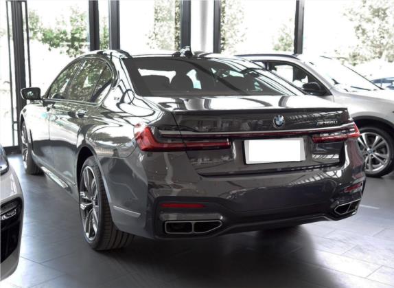 宝马7系 2019款 M760Li xDrive V12 运动套装 外观   斜后