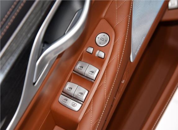 宝马7系 2019款 M760Li xDrive V12 运动套装 车厢座椅   门窗控制